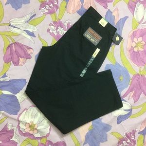 NWT Men’s Cheroke Khakis Flat Front Stain Resistance Navy Blue pants